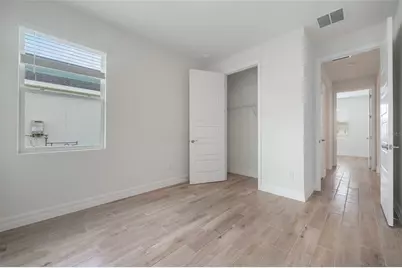 8612 SE Bridgeport Bay Circle, Mount Dora, FL 32757 - Photo 7