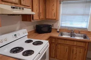 2505 Coral Ave, Kissimmee, FL 34741 - Photo 7