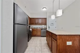 12527 Floridays Resort Dr, Orlando, FL 32821 - Photo 5