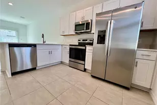 2008 Viewfinder St, Kissimmee, FL 34758 - Photo 3