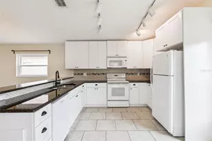 14643 Traders Path, Orlando, FL 32837 - Photo 13