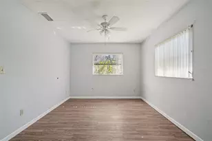 9529 E Village Green Cir, Inverness, FL 34450 - Photo 17