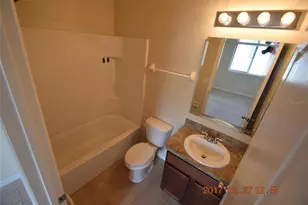 5221 Windsor Lake Cir, Sanford, FL 32773 - Photo 11
