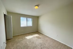 5221 Windsor Lake Cir, Sanford, FL 32773 - Photo 17