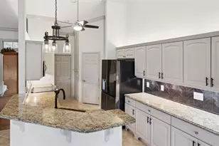 39819 Grove Heights, Lady Lake, FL 32159 - Photo 13