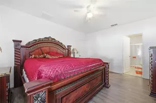 7878 Tanbier Dr, Orlando, FL 32818 - Photo 17