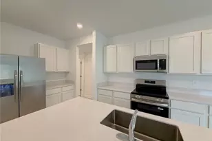 2154 Lasso Loop, Eagle Lake, FL 33839 - Photo 5