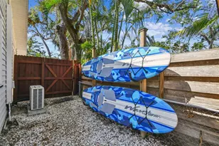 913 Tennessee Ln, Sarasota, FL 34234 - Photo 5