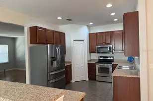 620 del Pilar Dr, Groveland, FL 34736 - Photo 7