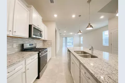 7208 Oakmoss Loop, Davenport, FL 33837 - Photo 9