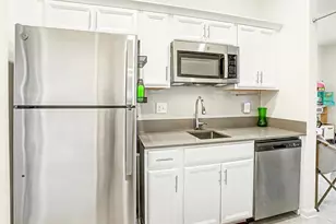 969 Laurel Vw Wy, Groveland, FL 34736 - Photo 7