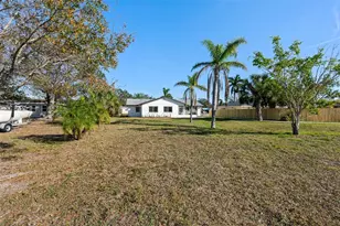 105 12th St SW, Ruskin, FL 33570 - Photo 33