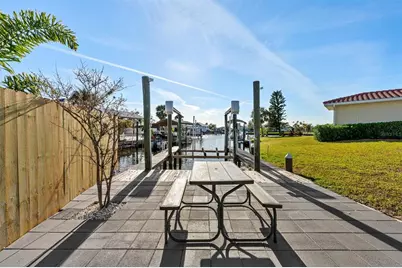 105 12th Street SW, Ruskin, FL 33570 - Photo 15