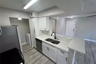 [Address not provided], Orlando, FL 32835 - Photo 11