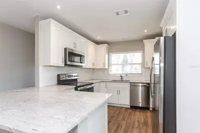 2053 Barcelona Drive S, Saint Petersburg, FL 33712 - Photo 5