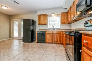 7149 Wedgewood Dr, New Port Richey, FL 34652 - Photo 7