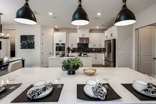 19326 Lochside Ln, Mount Dora, FL 32757 - Photo 5