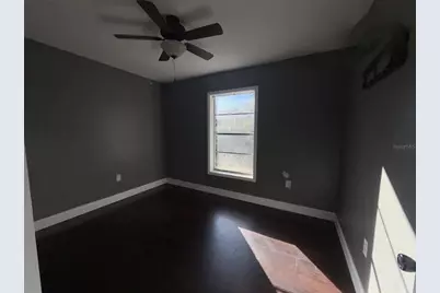 285 E Lake Street, Umatilla, FL 32784 - Photo 17