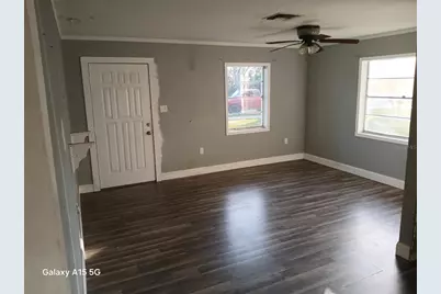 285 E Lake Street, Umatilla, FL 32784 - Photo 5