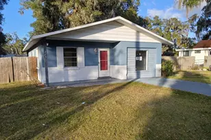 285 E Lake St, Umatilla, FL 32784 - Photo 3