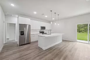 732 W Macroy Pl, Dunnellon, FL 34434 - Photo 15