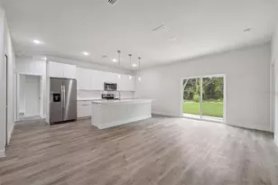 732 W Macroy Pl, Dunnellon, FL 34434 - Photo 21