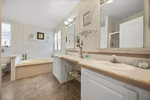 2632 Lake Grassmere Cir, Zellwood, FL 32798 - Photo 13