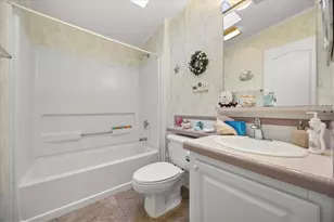 2632 Lake Grassmere Cir, Zellwood, FL 32798 - Photo 19