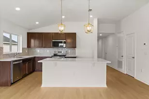 333 Sunbrooke Dr, Groveland, FL 34736 - Photo 3