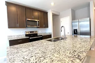 3063 Laurel Oak Ln, Winter Haven, FL 33884 - Photo 5