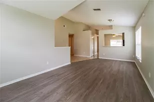 2826 Delcrest Ct, Orlando, FL 32817 - Photo 7