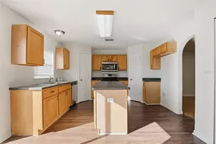 31518 Earn Dr, Wesley Chapel, FL 33545 - Photo 15