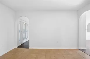 31518 Earn Dr, Wesley Chapel, FL 33545 - Photo 9