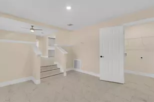 1214 Elinore Dr, Orlando, FL 32808 - Photo 9