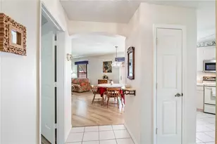 631 Enconto St, The Villages, FL 32159 - Photo 9
