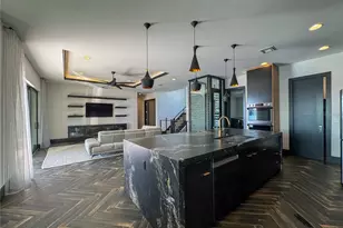 7801 9th Ave S, Saint Petersburg, FL 33707 - Photo 29