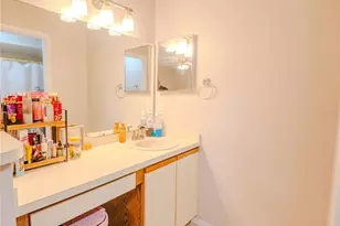 32 Silver Oak Cir, Kissimmee, FL 34743 - Photo 15