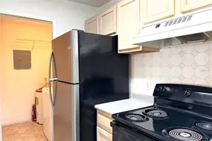 7511 Seurat St, Orlando, FL 32819 - Photo 11