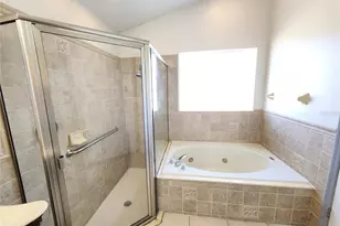 2303 Laurel Pine Ln, Orlando, FL 32837 - Photo 11