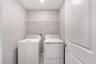 1139 Calico Pointe Cir, Groveland, FL 34736 - Photo 13