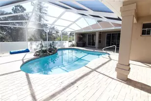 8476 Madrid Rd, Weeki Wachee, FL 34613 - Photo 23