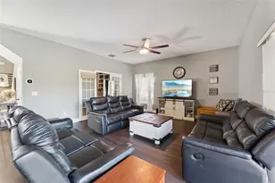 9506 Bay Pine Ln, Orlando, FL 32832 - Photo 11