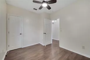 1074 Universal Rest Pl, Kissimmee, FL 34744 - Photo 9