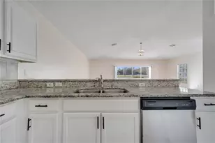 1074 Universal Rest Pl, Kissimmee, FL 34744 - Photo 11