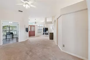 959 Princeton Dr, Clermont, FL 34711 - Photo 3