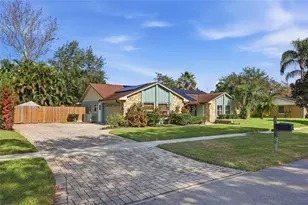 1703 Wind Drift Rd, Belle Isle, FL 32809 - Photo 5