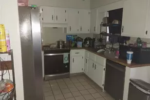 2733 E Dellwood Dr, Eustis, FL 32726 - Photo 7