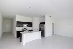 248 Hayley St, Winter Haven, FL 33884 - Photo 3