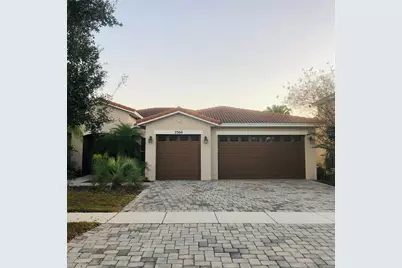 2360 Eagle Talon Court, Kissimmee, FL 34746 - Photo 1