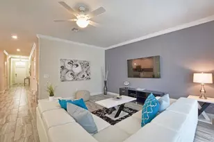 4718 Kings Castle Cir, Kissimmee, FL 34746 - Photo 7